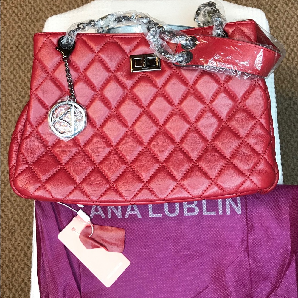 Fabulous Brick Red Purse ❤️